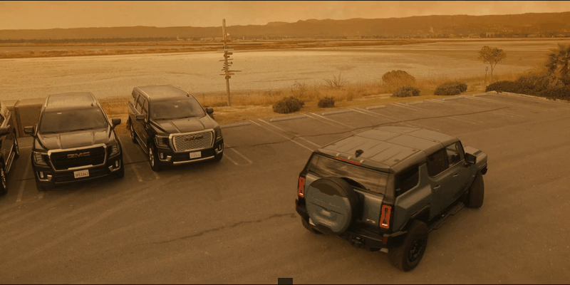 3b6d18a1-49de-41c8-bda6-b5d780029e4b.gif