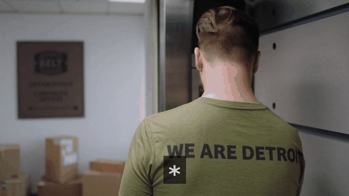 c1b52b20-aa5d-40b4-aba8-7bf08a9e7655.gif