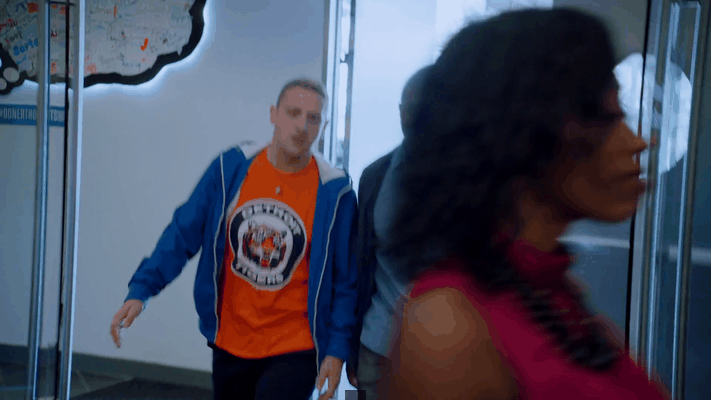 3328d68f-0063-45d5-b6e3-30ec7ccaee3e.gif