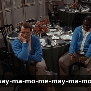 ♪ Me-may-ma-mo-me-may-ma-mo-moo ♪