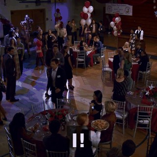 2cd85a63-5052-4d1d-94cb-5fbf767fe54f.gif