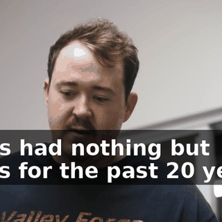 4b21e8e3-0d3c-49f1-b2b8-c0e17296e26e.gif