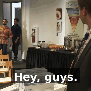 4c8ba47e-61dc-466a-95fa-2163a36835e1.gif