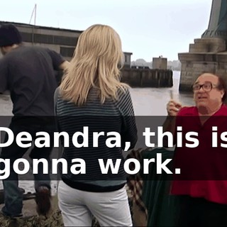 53b74975-c7a6-48e3-a05b-e0e83b825f52.gif