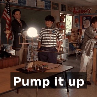 ♪ Pump it up ♪