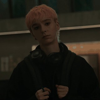 7477efb2-b076-446b-9660-ab3ec6380a2c.gif