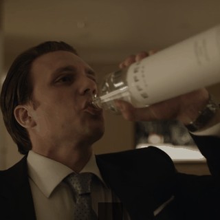 8207087e-24de-42ee-943a-5fdd4a7b3e4a.gif