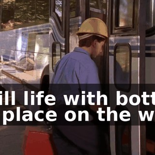 ♪ Still life with bottle In place on the wall ♪