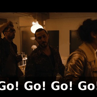 890d32a3-97eb-436b-9591-1b823667870f.gif