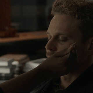 8a1bc822-d638-4c70-9590-fde1c356d96b.gif