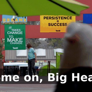 8d4cccb9-4f76-48c0-a494-f5590b2ad95b.gif