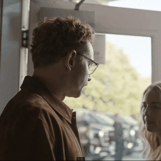 a5292ead-3f73-48eb-9d30-42e0ec213d6c.gif
