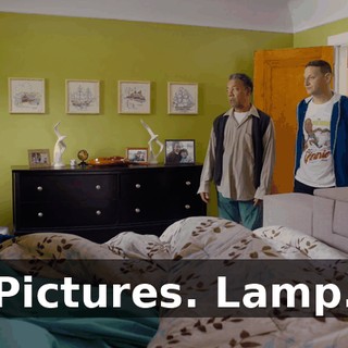 Pictures. Lamp.