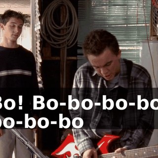 ♪ Bo! Bo-bo-bo-bo, bo-bo-bo ♪