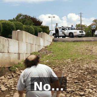 e25615d8-6811-438d-b34d-b842473d8618.gif