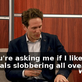 e7a8073c-6a0c-41c4-b889-e61ce2e5e0c9.gif