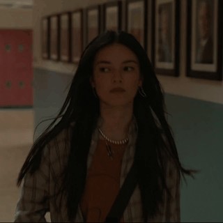 f97fd885-de16-4b21-981a-e828298b70cb.gif